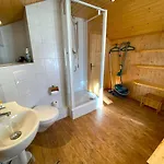 Alis - Grosses Chalet, Nahe Sportarena Und Skilift, Bis 9 Personen 洛伊克巴德