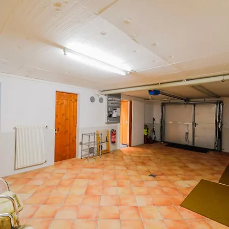 Alis - Grosses Chalet, Nahe Sportarena Und Skilift, Bis 9 Personen