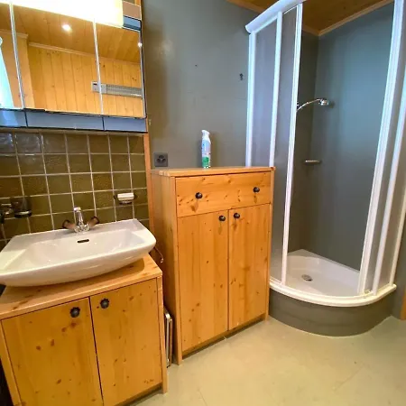 Alis - Grosses Chalet, Nahe Sportarena Und Skilift, Bis 9 Personen Apartment