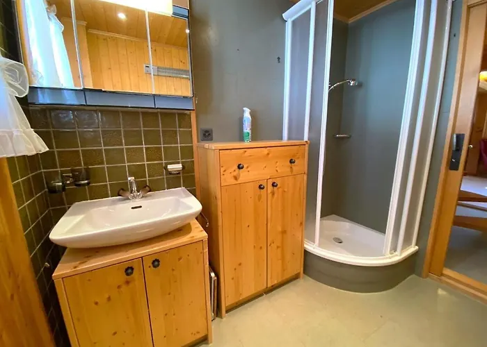 Alis - Grosses Chalet, Nahe Sportarena Und Skilift, Bis 9 Personen Daire