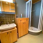 Alis - Grosses Chalet, Nahe Sportarena Und Skilift, Bis 9 Personen Appartement